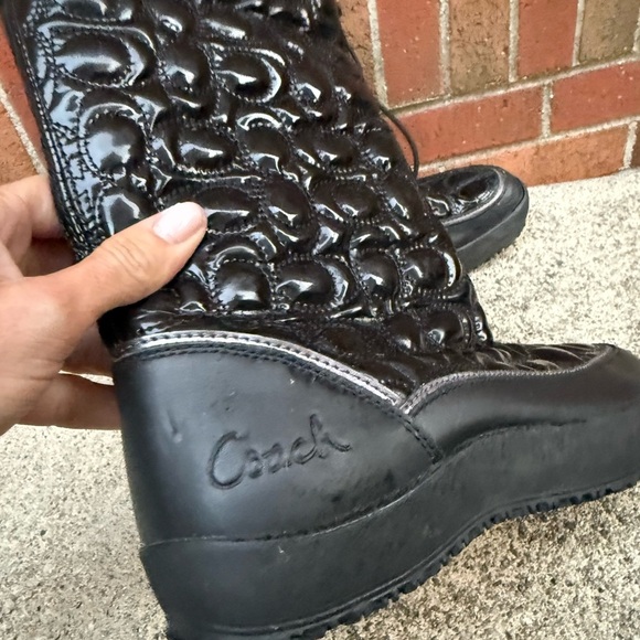 Coach Priscilla Black Patent Quilted Winter Snow Boots Women’s Size 7B - Picture 2 of 6